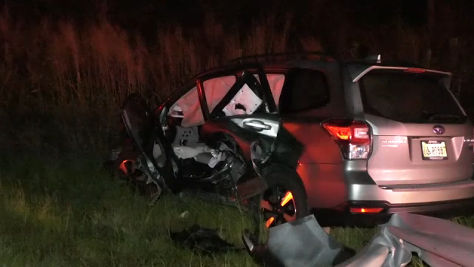 3 injured in early morning single-car crash on I-95 - Vimarsana News