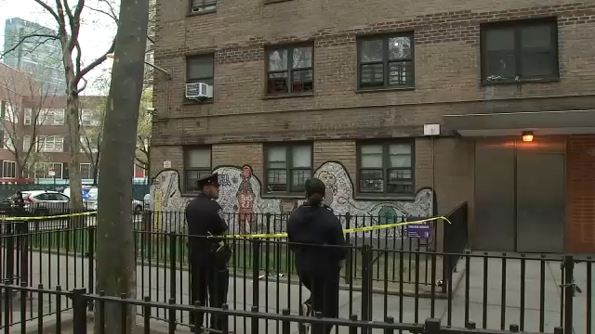 3 -year-old critical after falling out window in Manhattan
