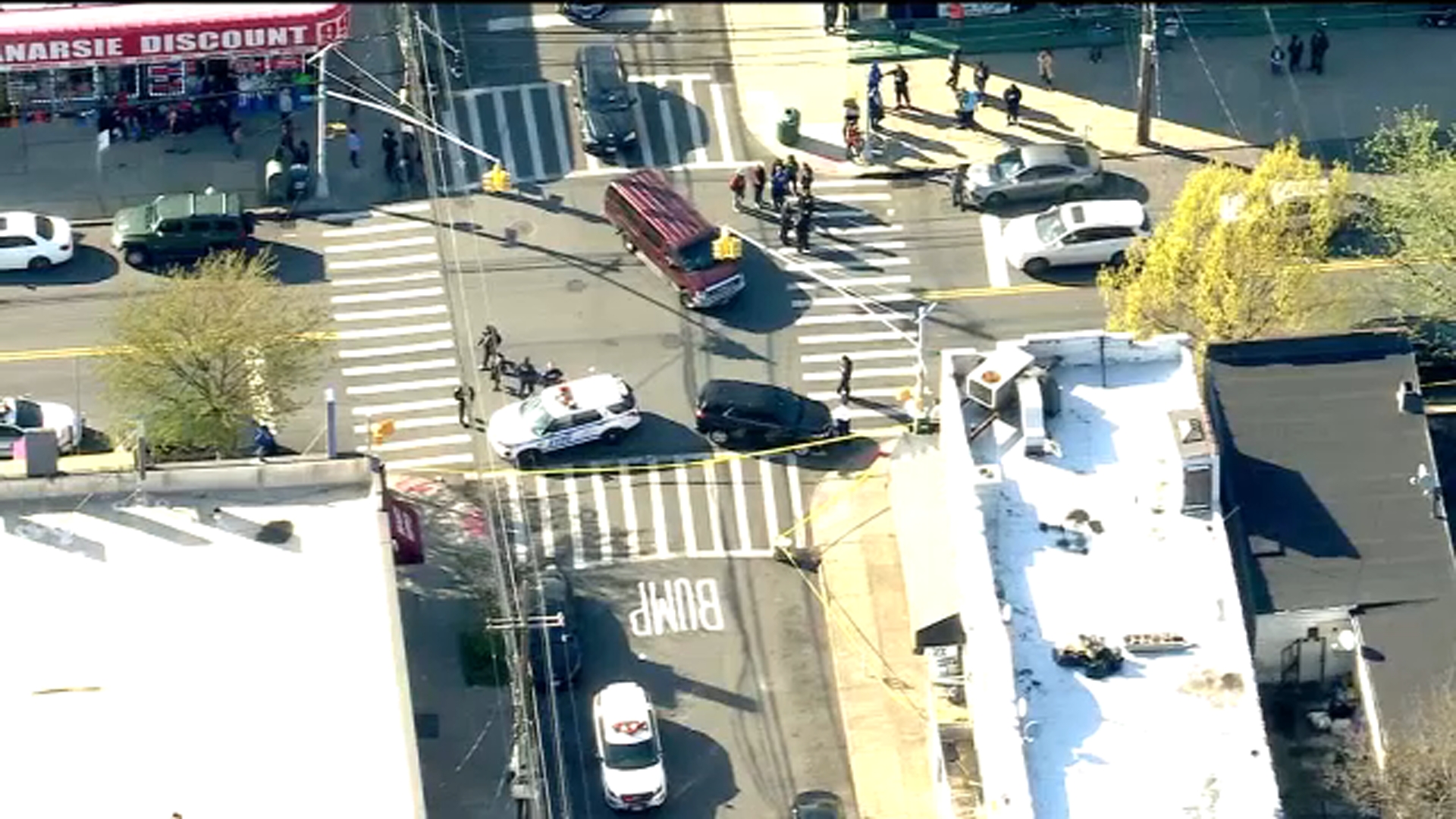 Man shot, killed near deli in Canarsie, Brooklyn
