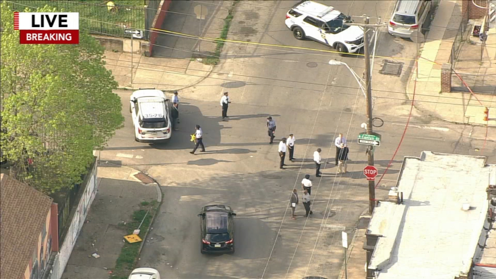 Philadelphia shooting: Suspect accidentally shot with own gun during struggle with police in Germantown - Vimarsana News