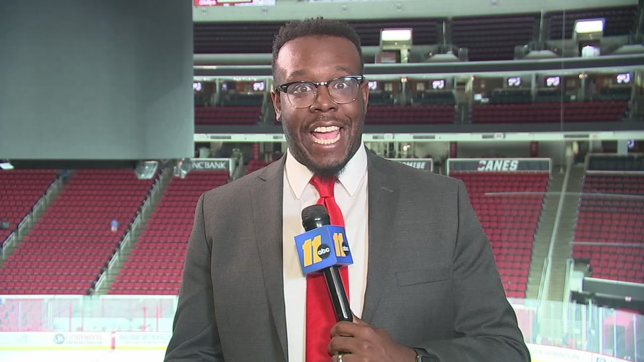 Power-play goals propel Hurricanes to 2-1 Game 1 win vs. Islanders