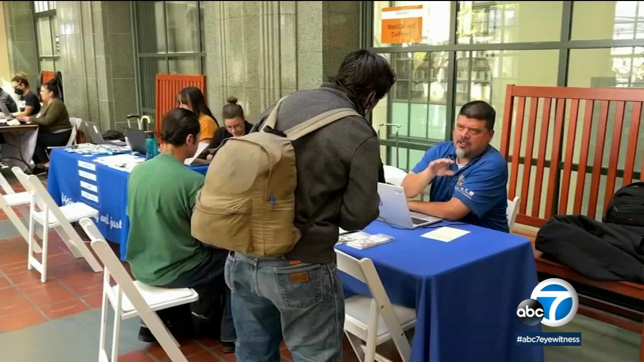 Pilot program offers mental health services at LA Central Library