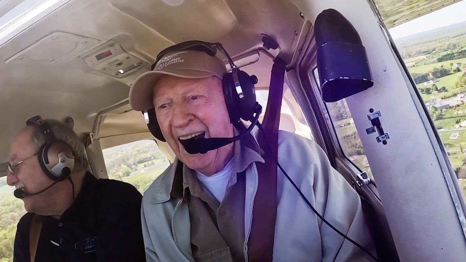 100-year-old New Jersey World War II veteran takes flight of a lifetime - Vimarsana News