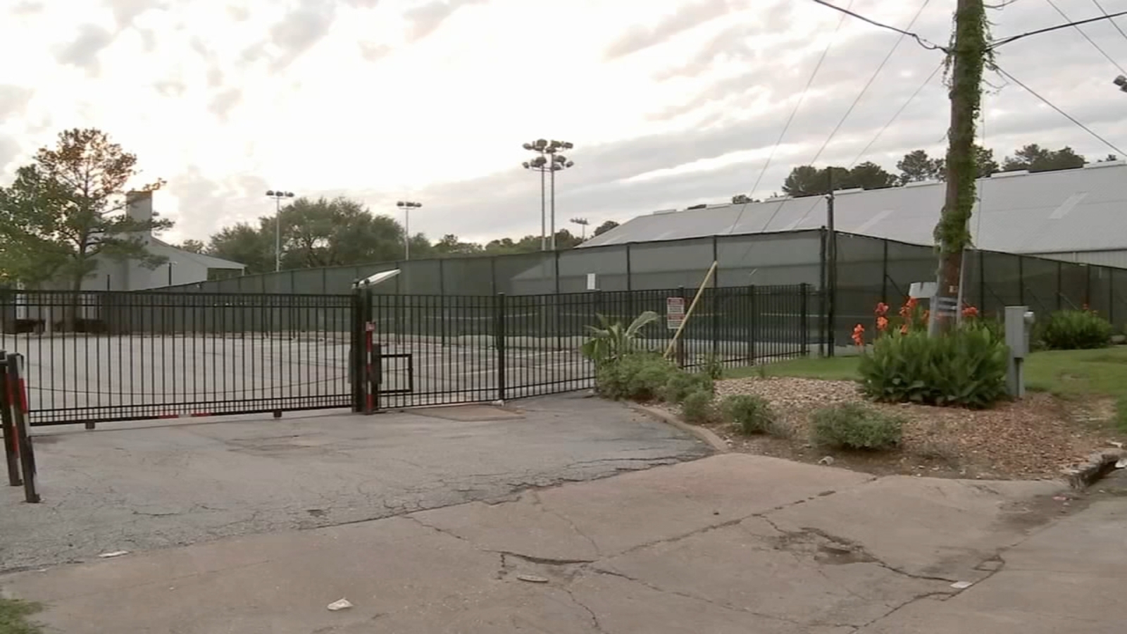 Lost Forrest Tennis club shooting Woman injured by gunfire at local day camp club in NW Houston  ExBulletin Lost Forrest Tennis club shooting Woman injured by gunfire at local day camp club in NW Houston  ExBulletin