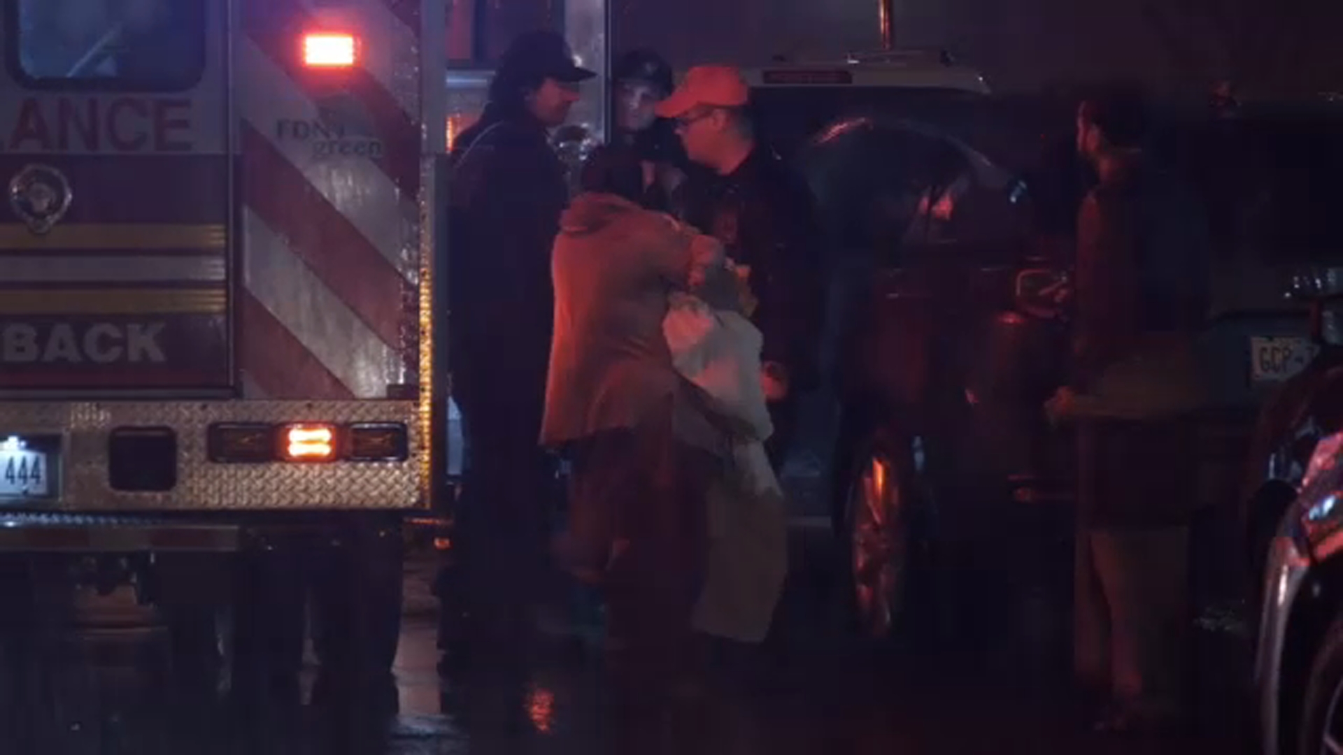 Suspects steal SUV with baby, woman in backseat in the Bronx: Police