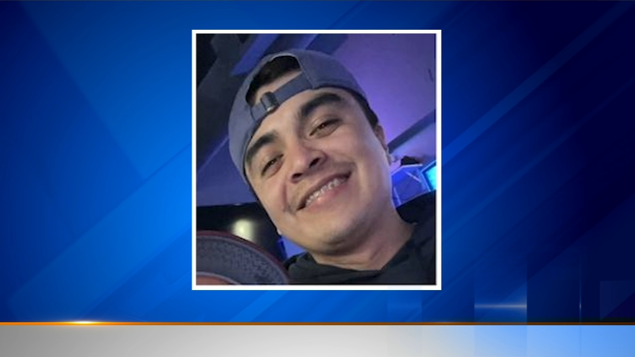 North suburban police seek help locating 'at risk' missing man