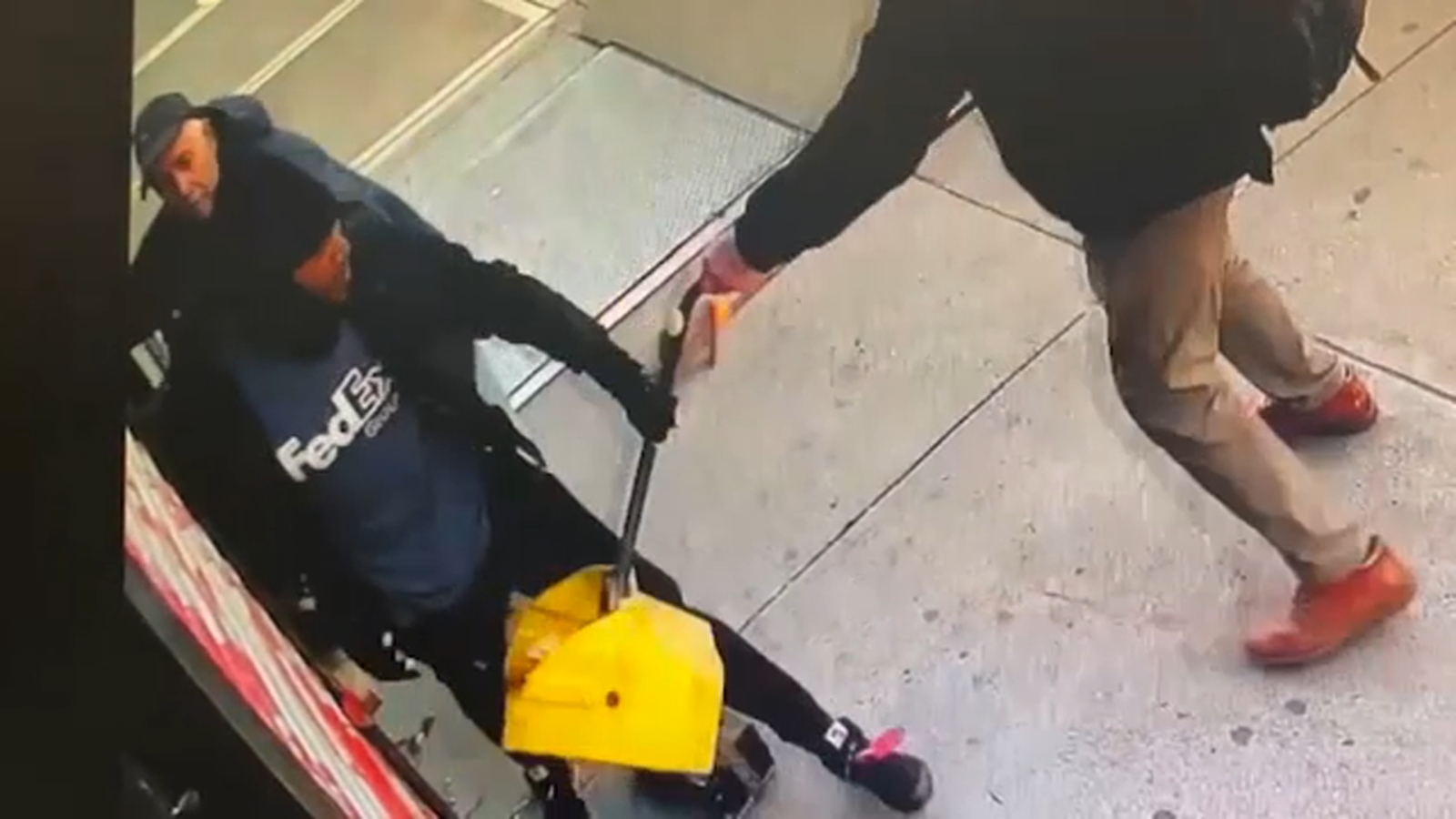 NYC Crime: Son says parents thought they were going to die in violent SoHo robbery in exclusive interview - Vimarsana News