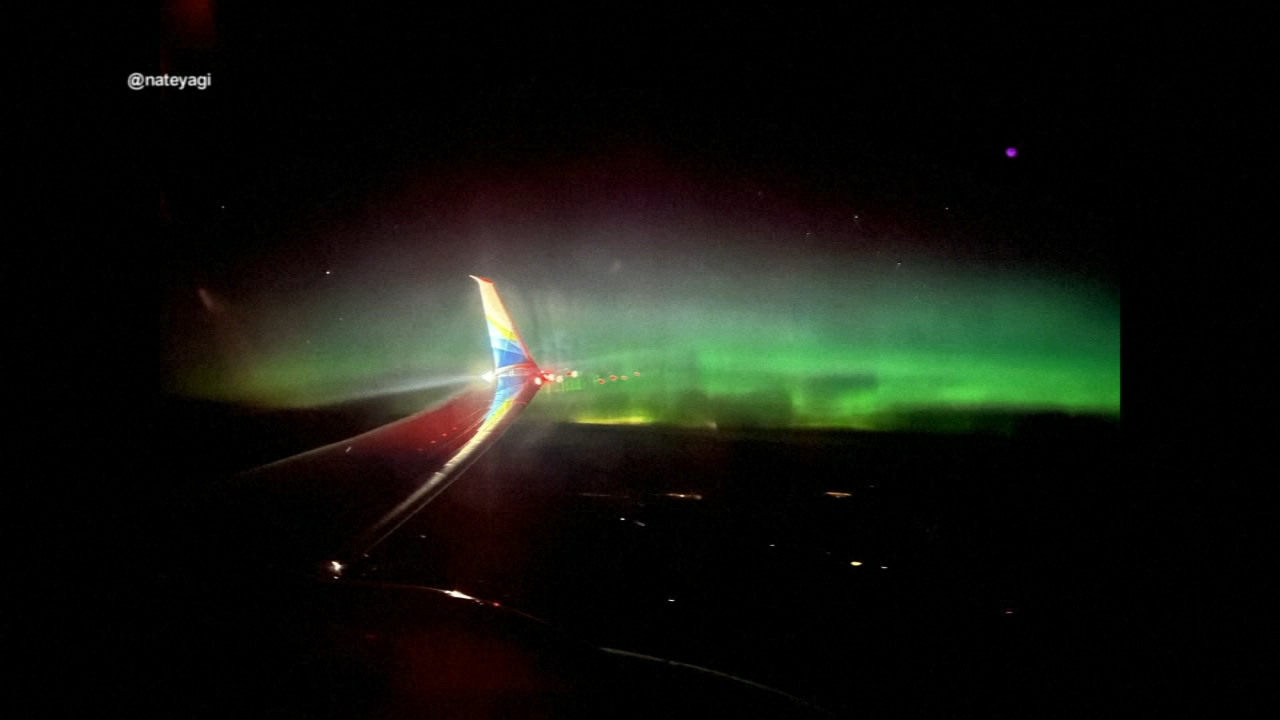 Northern lights visible in Illinois, Michigan Sunday