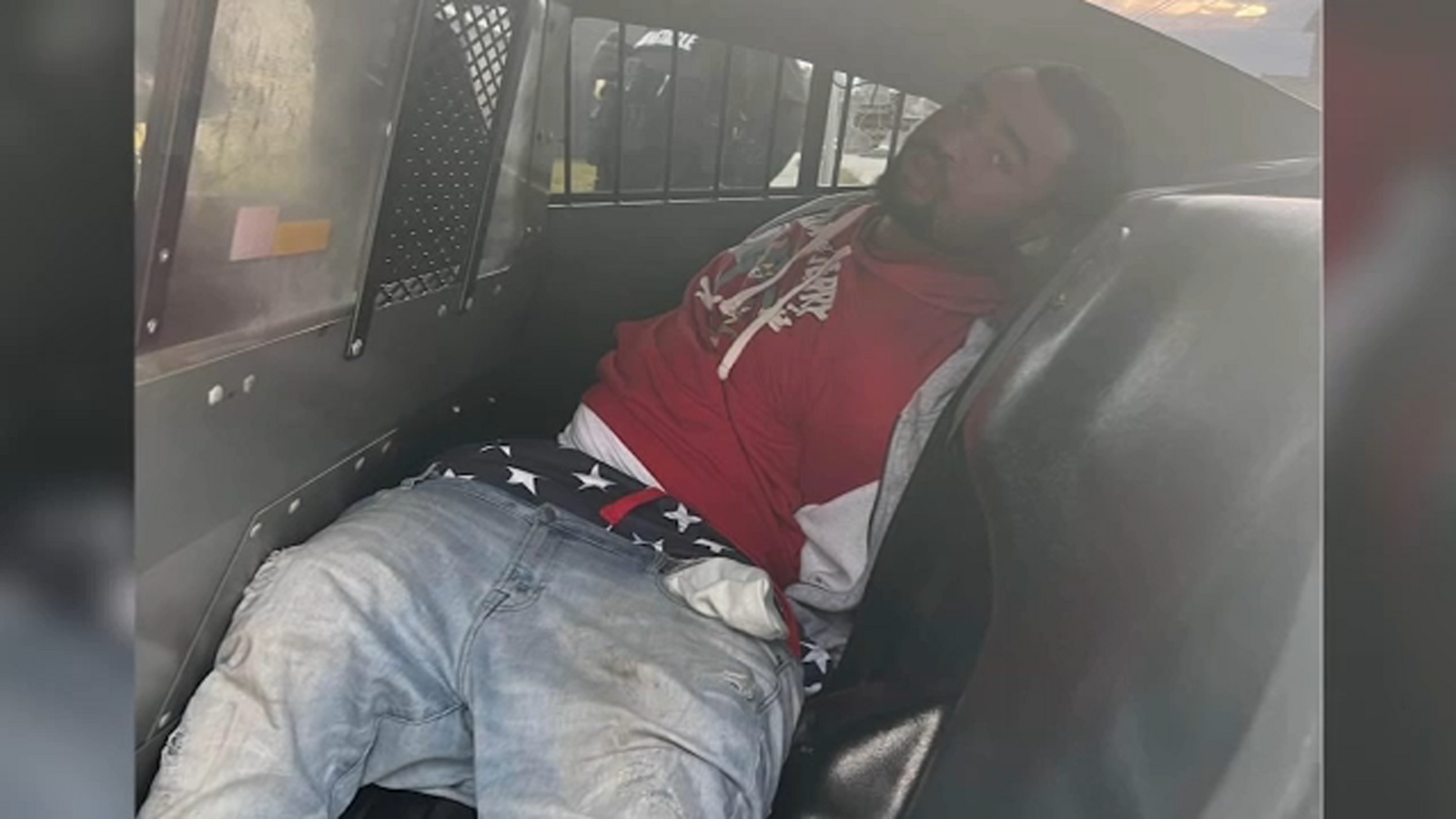 Man arrested for holding woman at gunpoint and demanding sex acts during home invasion, Harris County Precinct 4 deputies say - Vimarsana News