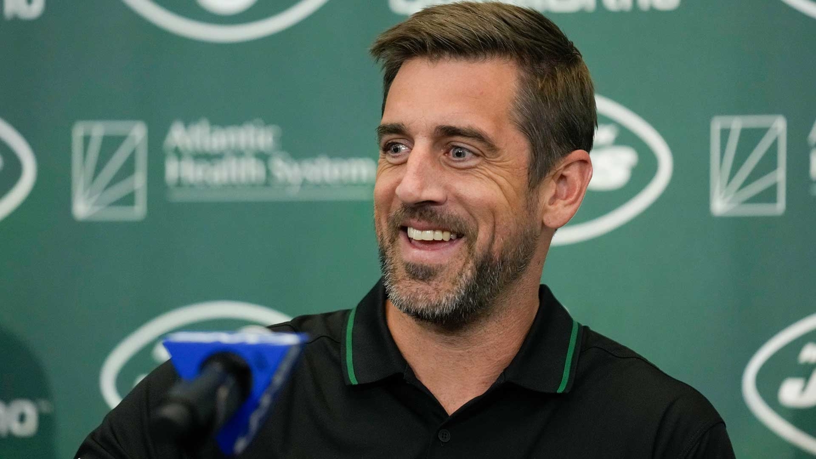 Aaron Rodgers being introduced by New York Jets as newest quarterback - Vimarsana News