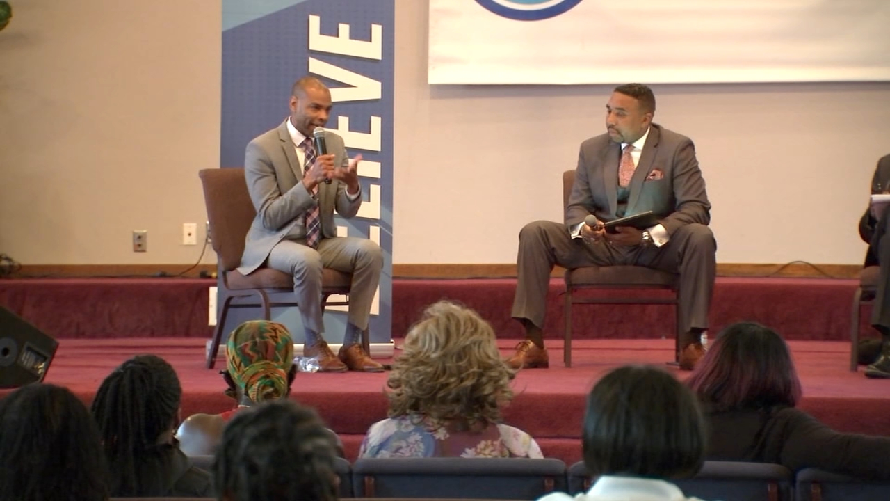 Dozens pack into an Antioch church to discuss race and policing