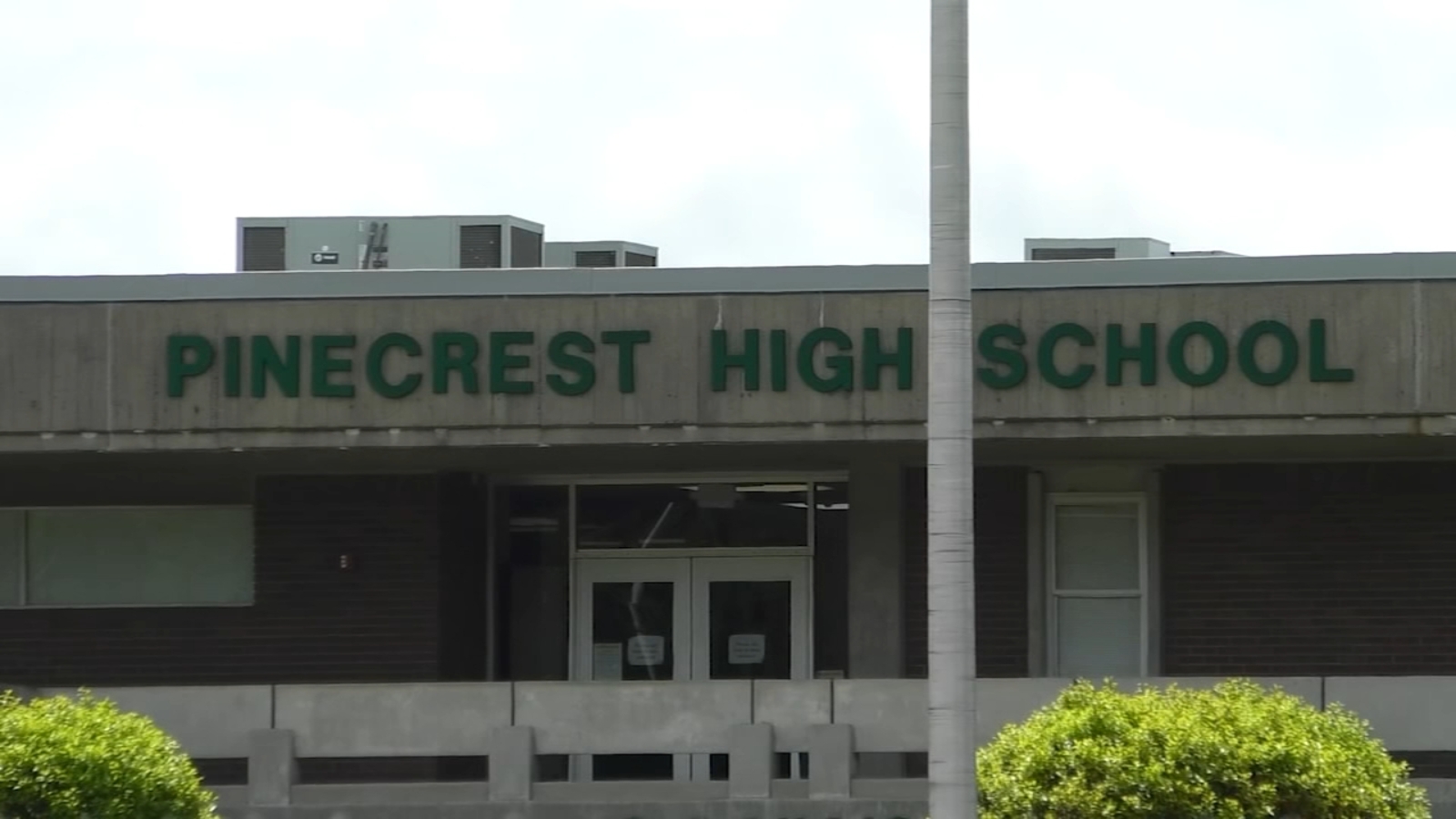 Pinecrest High School stabbing | 1 injured outside auditorium in Southern Pines before classes started Friday - Vimarsana News