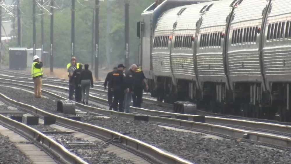2 struck, killed by southbound Amtrak train in Delaware County; Amtrak services delayed