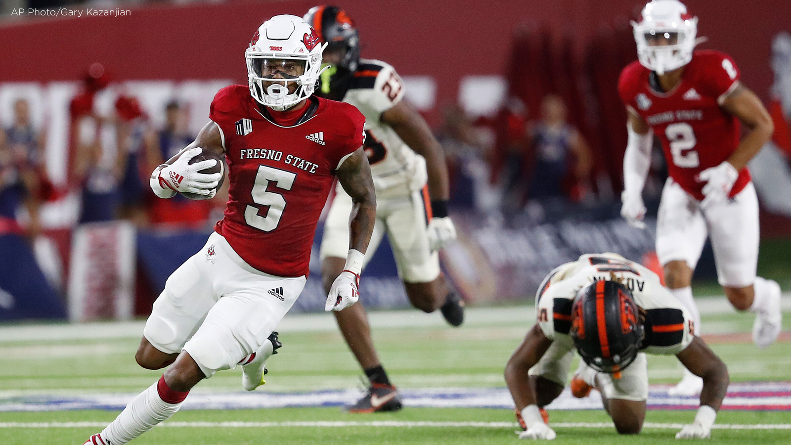 Parlier's Moreno-Cropper signs with favorite NFL team - ABC30 Fresno