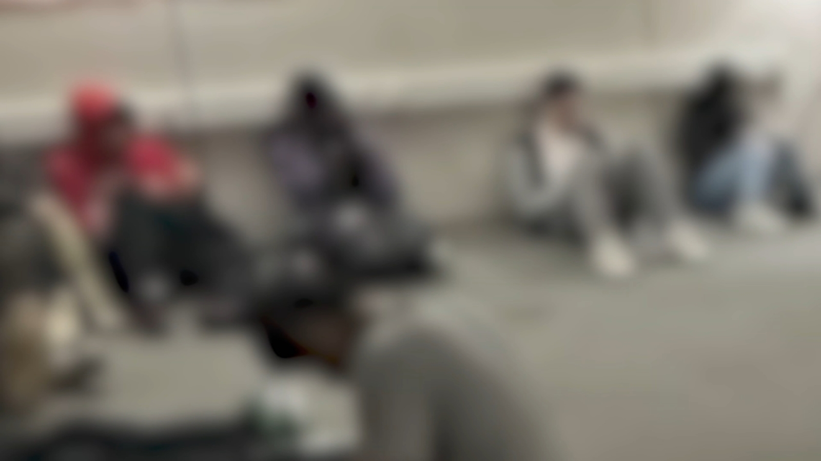 Elkins High School students in Fort Bend ISD forced to sit on floor after desks moved to gym for AP testing - Vimarsana News