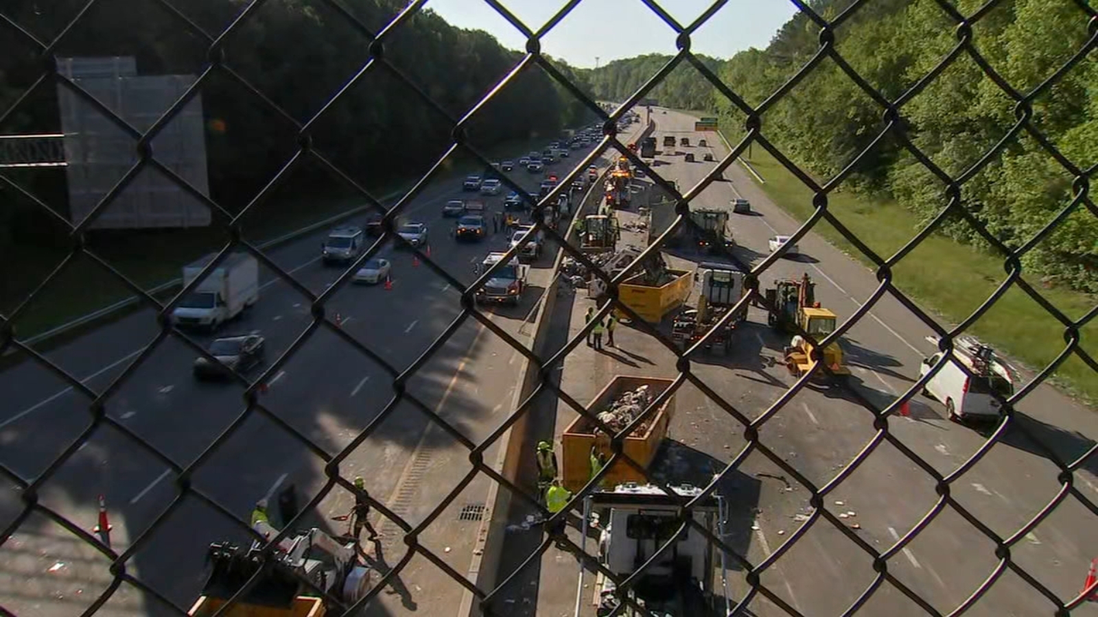 Raleigh I40 crash | Crash forces Interstate 40 down to one lane in both directions - Vimarsana News