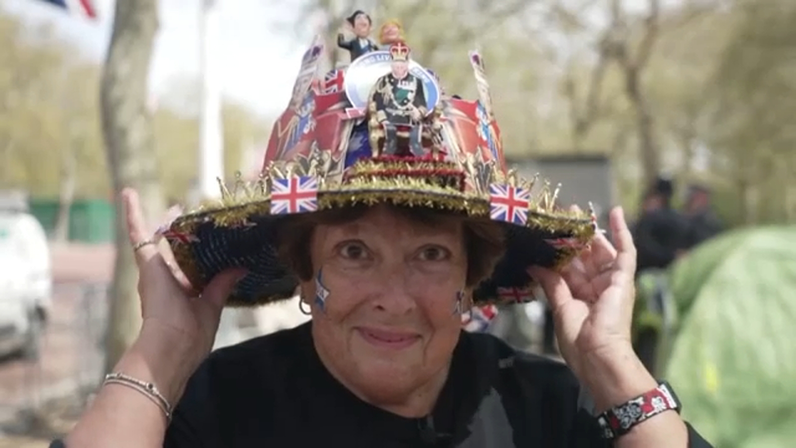 Royal 'superfan' from CT Donna Werner, 71, camps out in London for King Charles' coronation - Vimarsana News