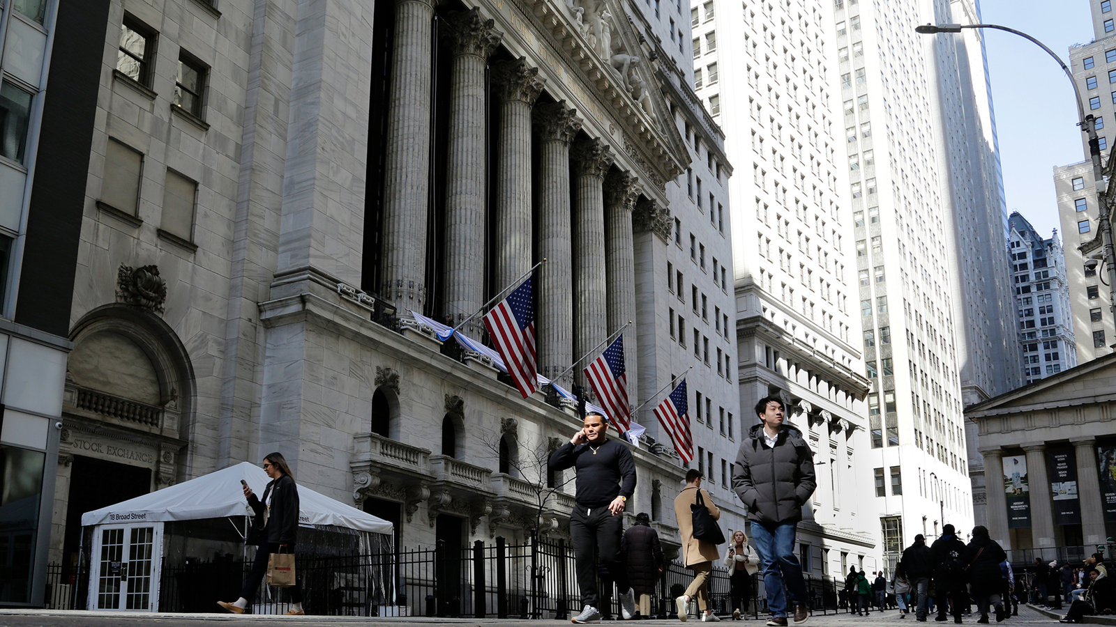 Federal Reserve expected to raise key interest rate for 10th time amid banking turmoil - Vimarsana News