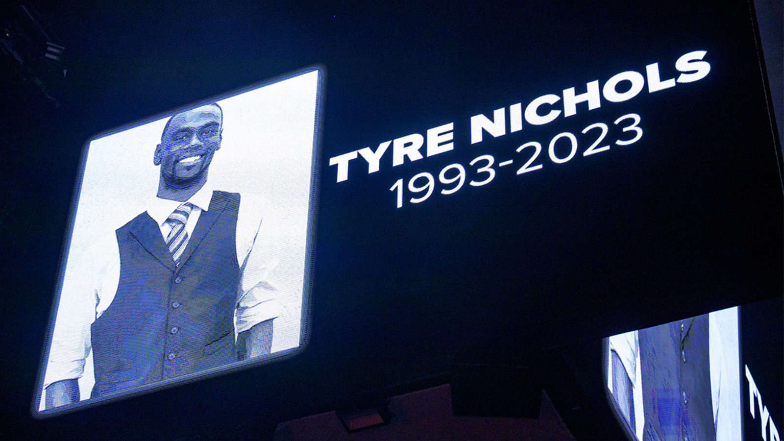 Tyre Nichols official autopsy reveals brain injuries from blunt force trauma DA says
