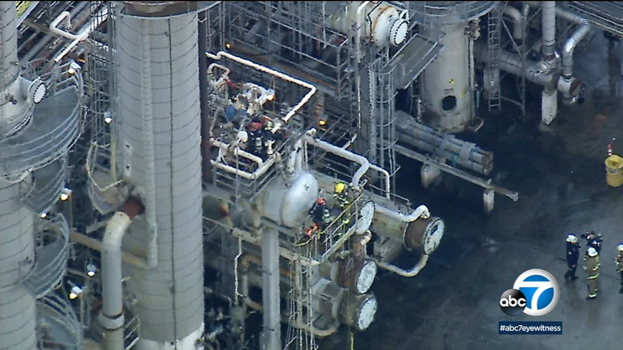 4 hospitalizados tras fuga de gas en refinería de Wilmington