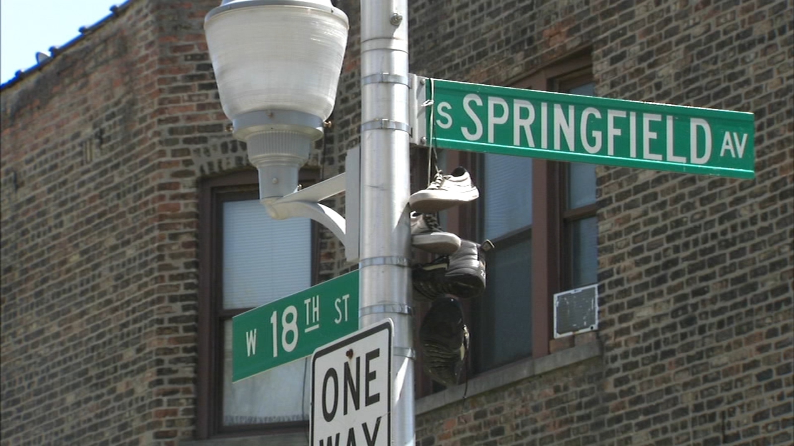 Dating app robbery: CPD warns of Lawndale robberies targeting dating app users meeting matches in person - Vimarsana News