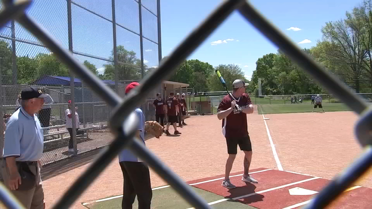 Nonprofit hosts softball game with retired Phillies legends to benefit those in need