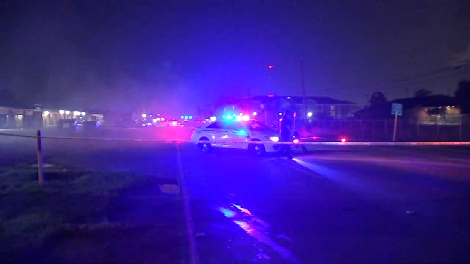 Pedestrian hit by 2 vehicles in deadly east Harris County crash on ...