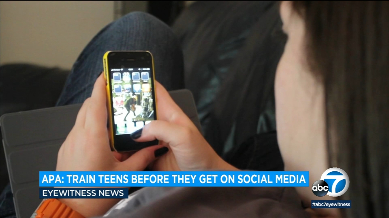 Should teens be trained before being allowed on social media?