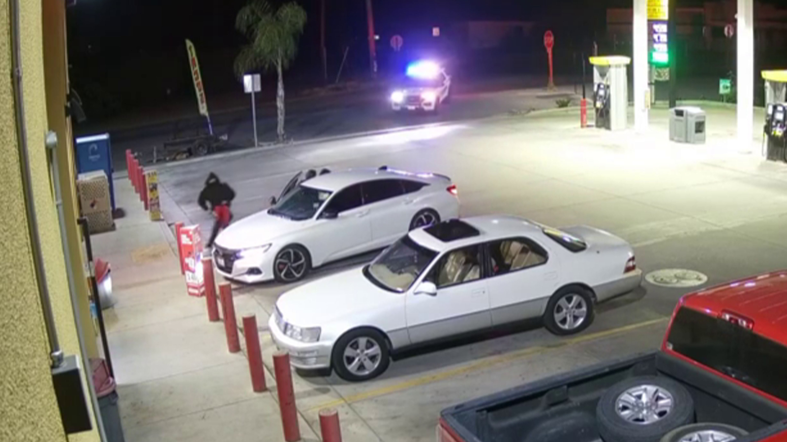 3 arrested after deputy interrupts armed robbery at Tulare County ...