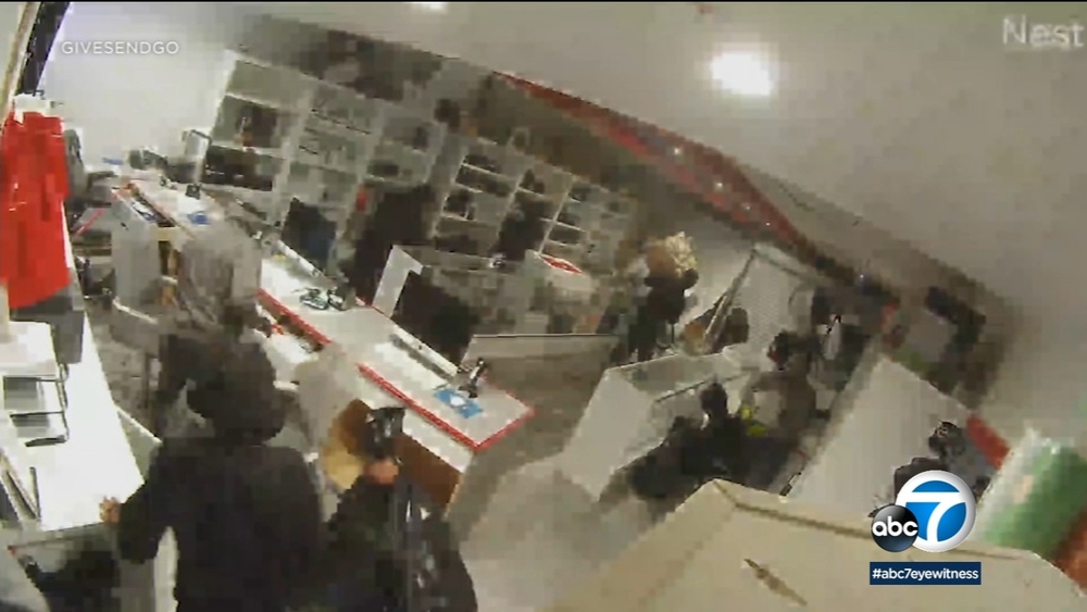 Masked thieves use car to smash into Corona store