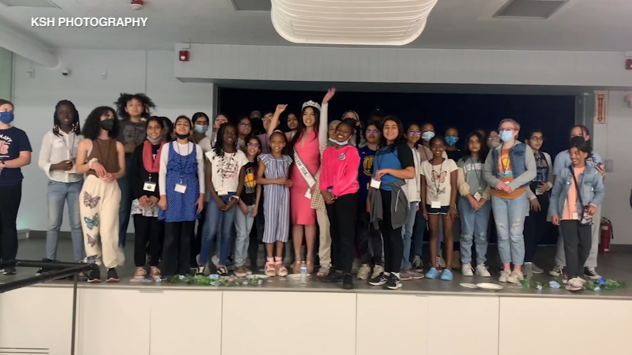 'Girls Who Lead' conference empowers young girls to dream big