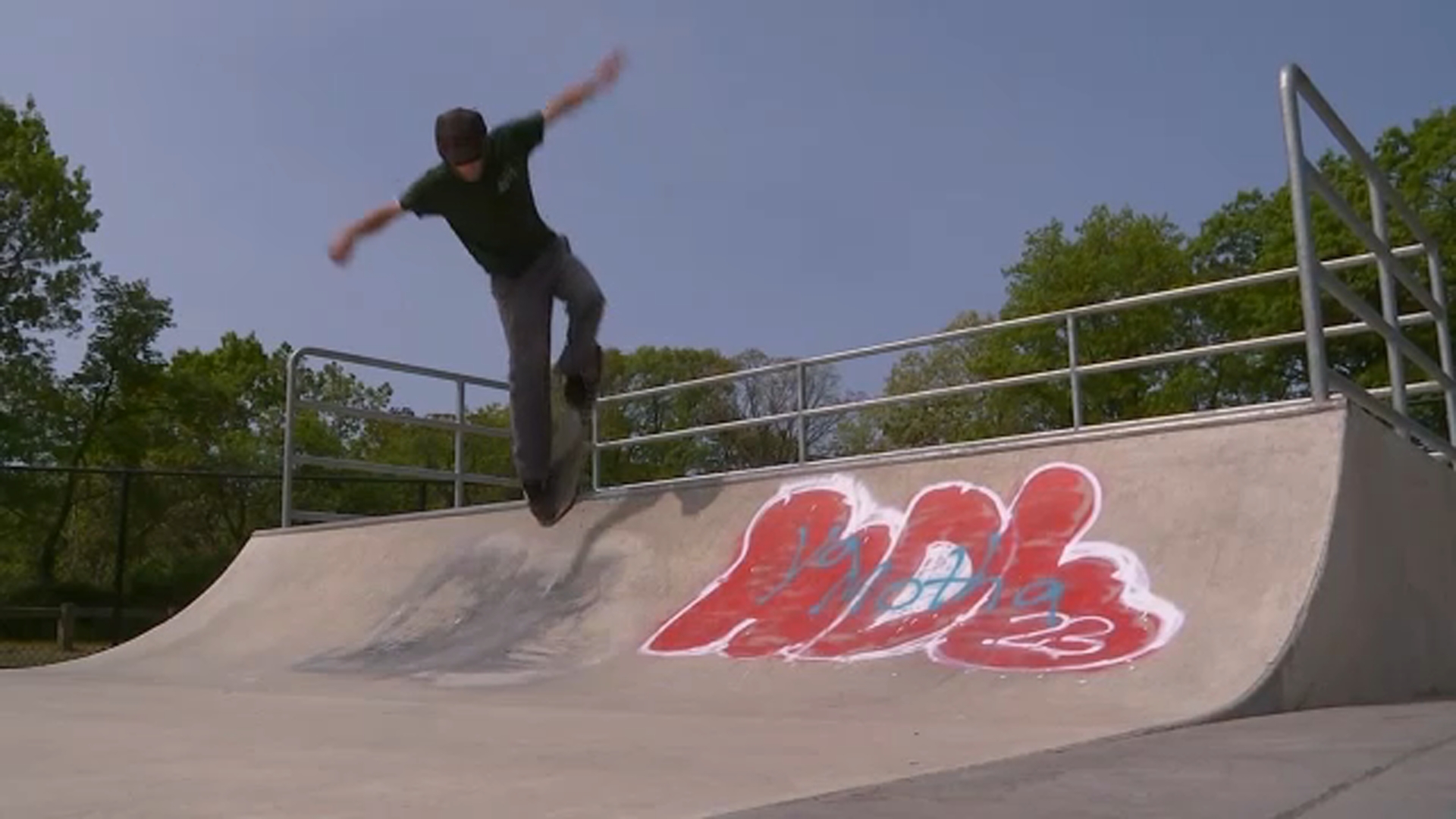 LI officials investigate graffiti at skate park