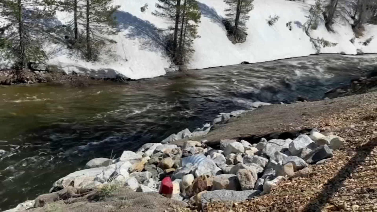 Officials watching Kings River closely as temperatures rise and bring snowmelt