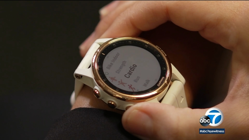 Doctors utilize smart watches by using them to monitor patients