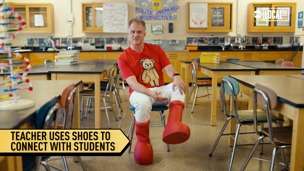 Chicago-area teacher uses shoes to connect with students