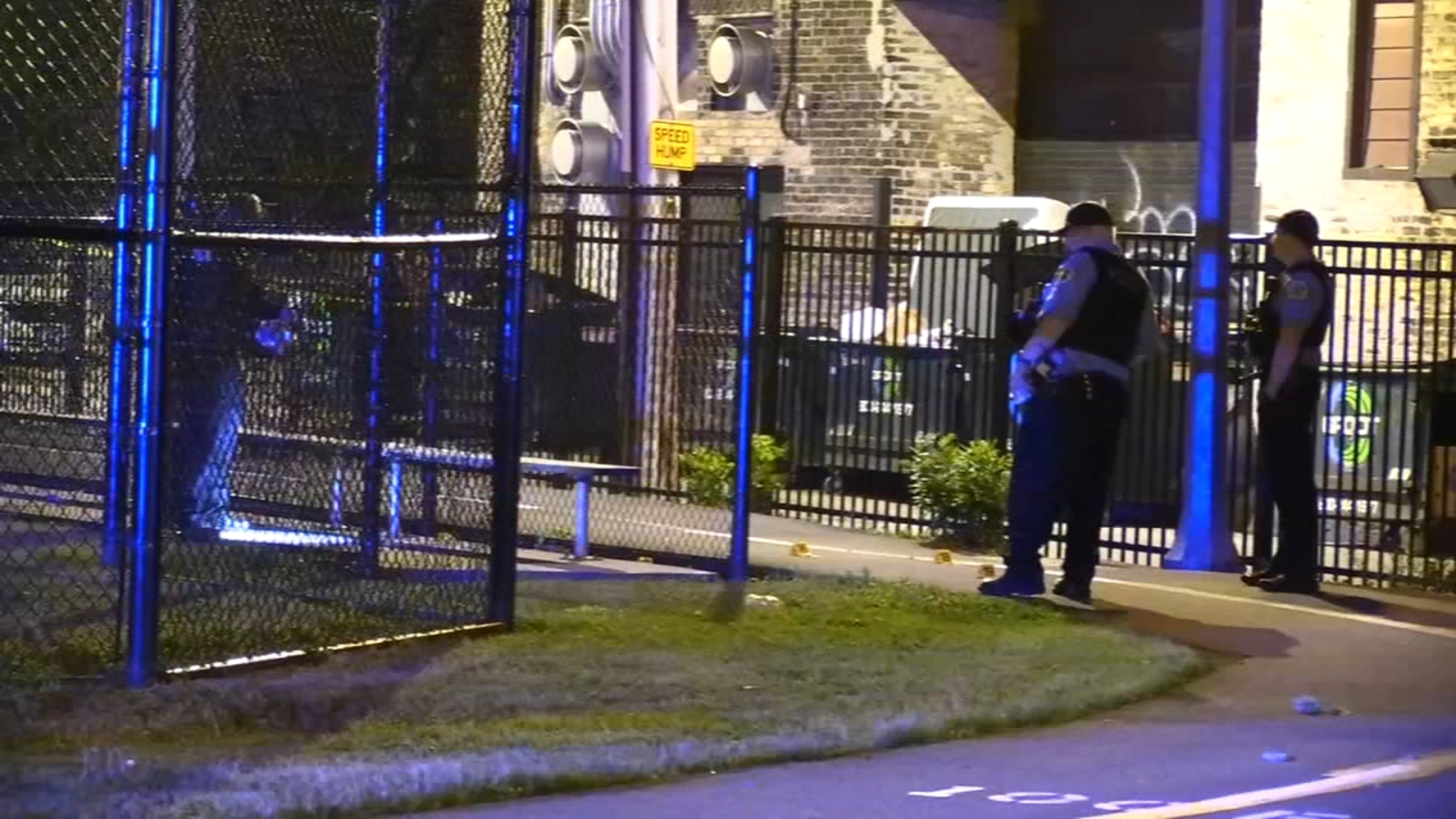 Chicago shooting: Woman, 19, shot in Willye B. White Park on Howard Street in Rogers Park, police say - Vimarsana News