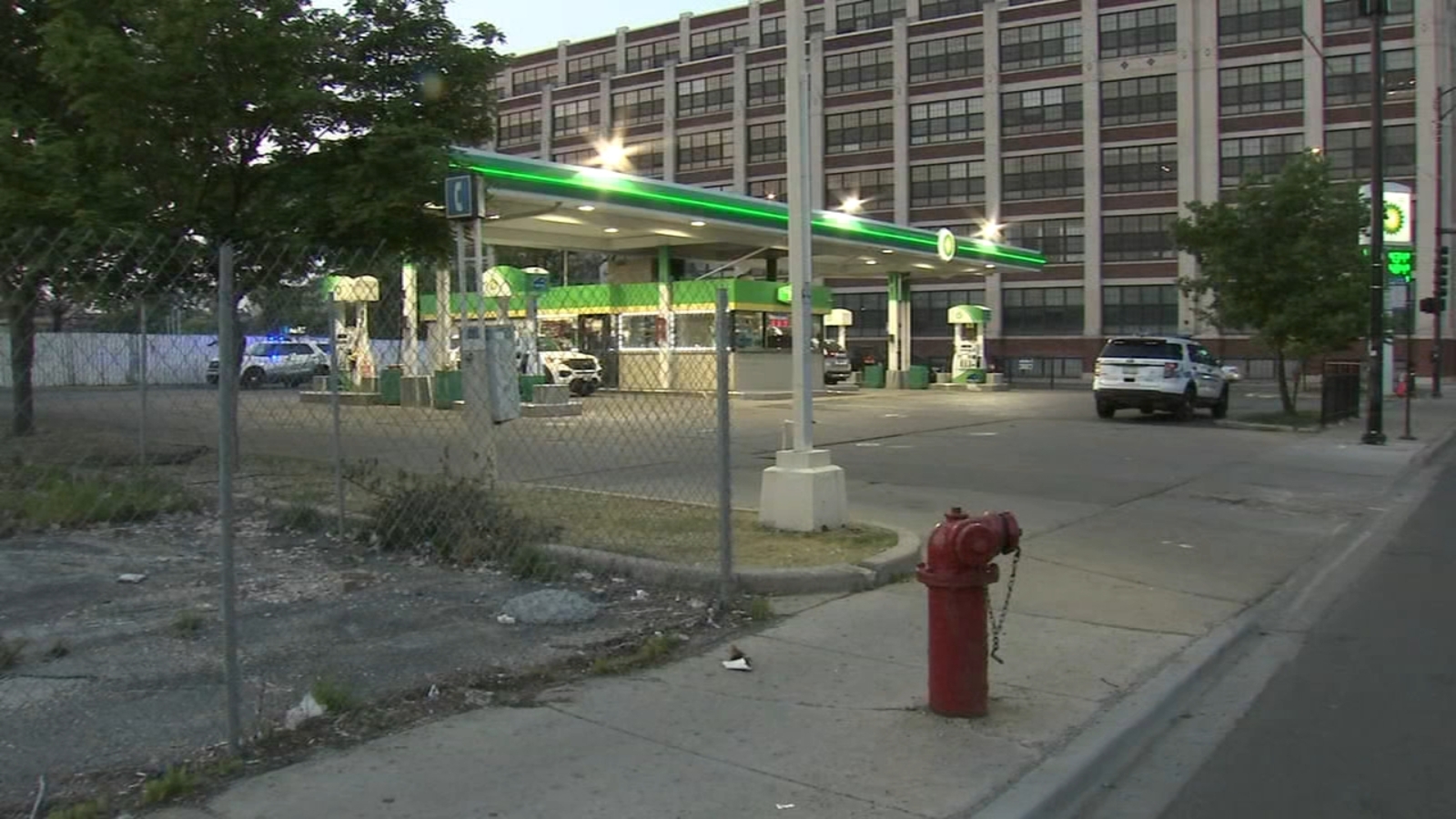 Chicago robberies: Attempted armed robbery turns into Chicago shooting in 3900 block of West Ogden Avenue, police department says - Vimarsana News