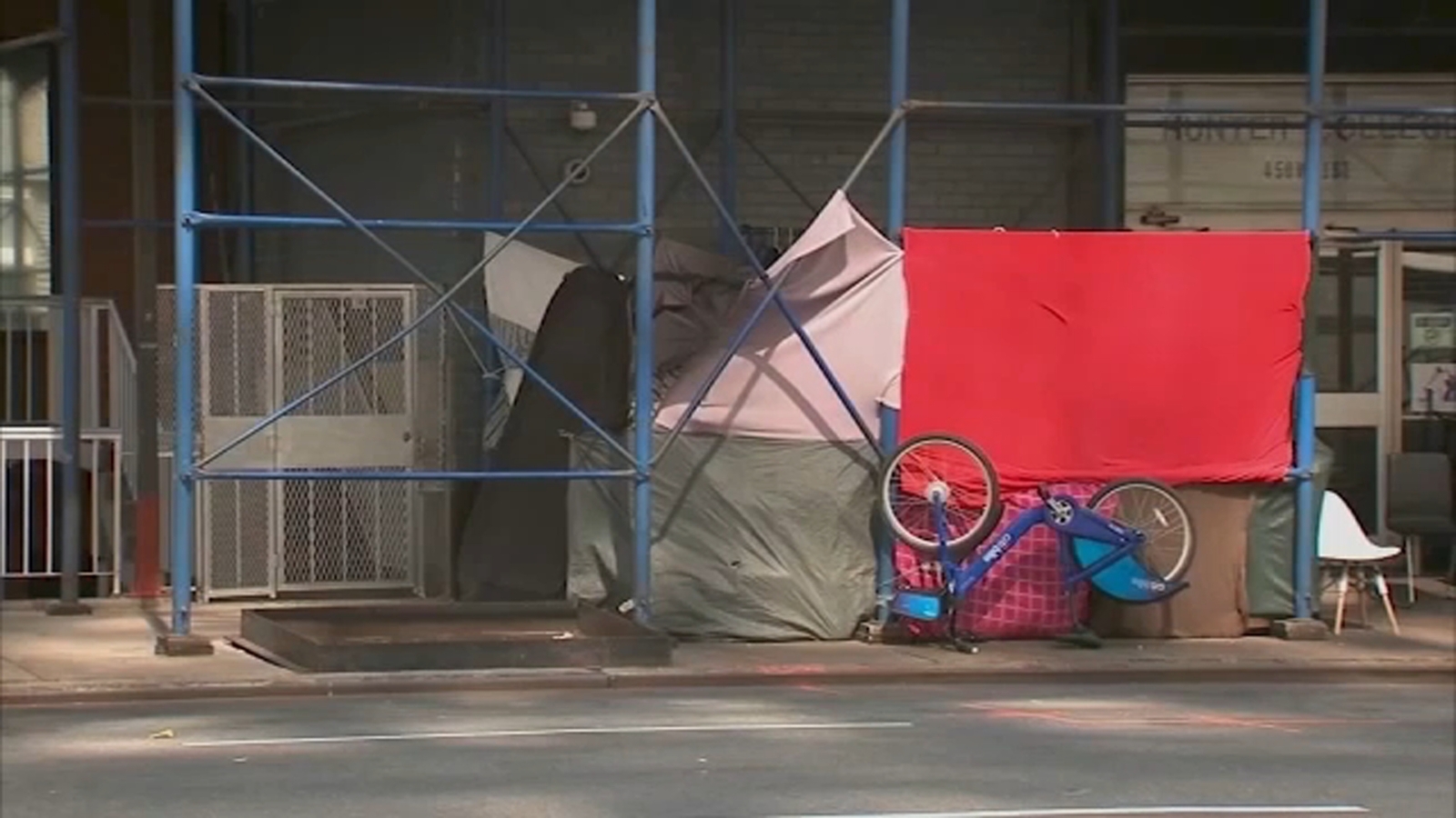 Extra Time: Unpacking the latest on New York City's migrant crisis - Vimarsana News