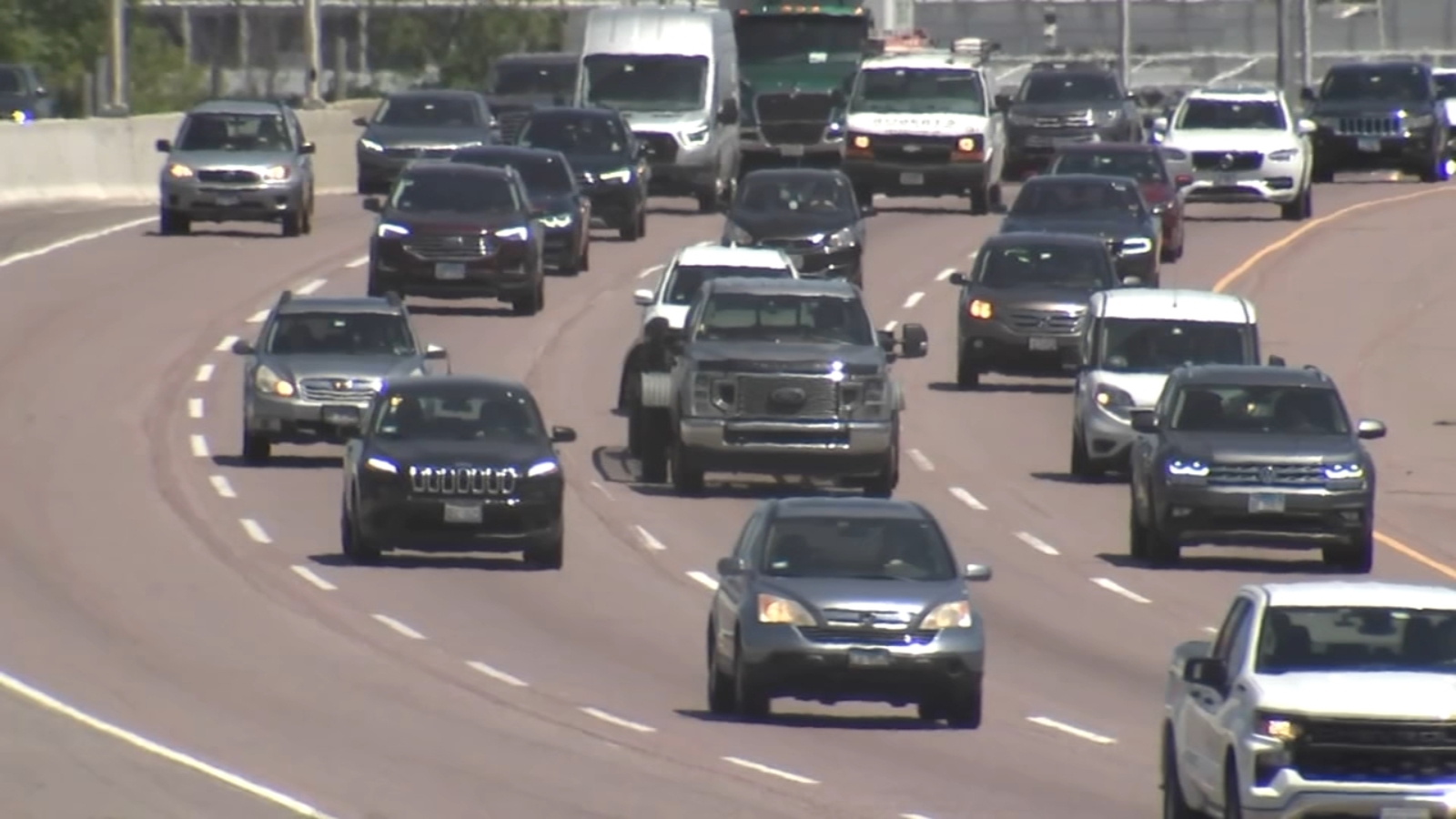 2M Illinoisans expected to travel for Chicago Memorial Day weekend 2023 Buttigieg speaks on flights 2M Illinoisans expected to travel for Chicago Memorial Day weekend 2023 Buttigieg speaks on flights