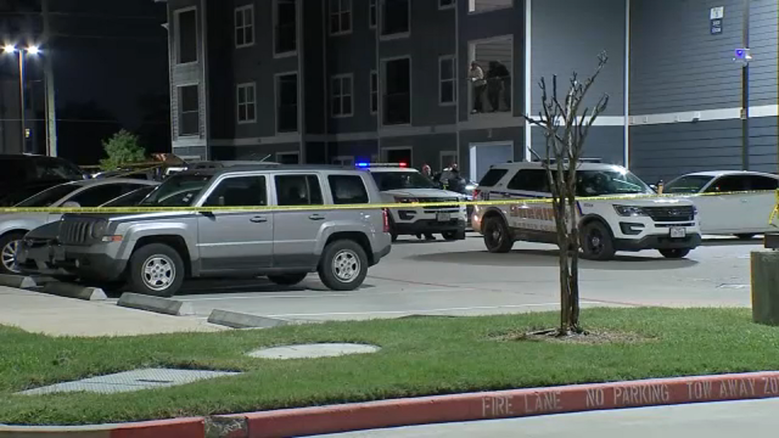 Man shot and killed when ex came to pick up their child at NW Harris County apartment deputies say