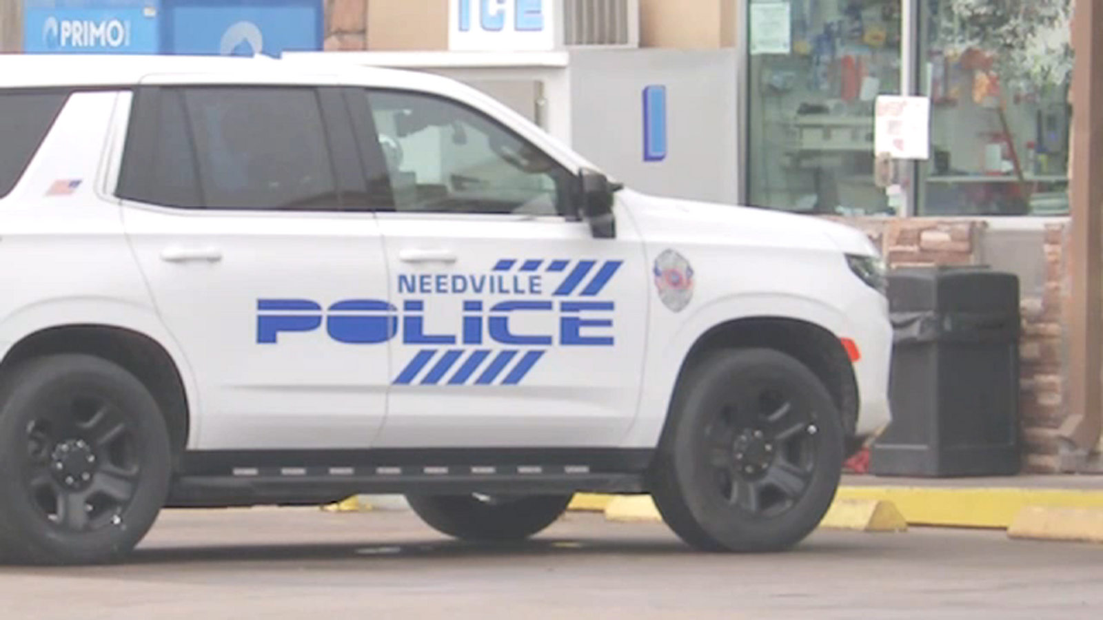 Needville, Texas shooting at Simon's Burger Grill & More along SH36