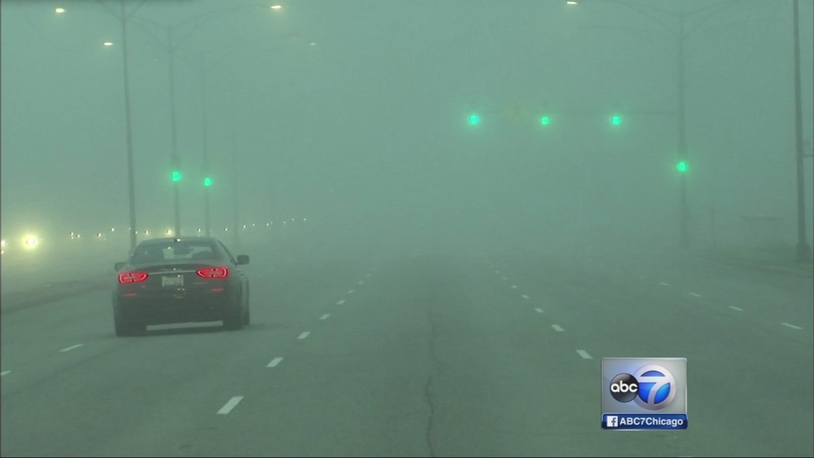 Chicago Weather Dense fog creates dangerous driving conditions ABC7
