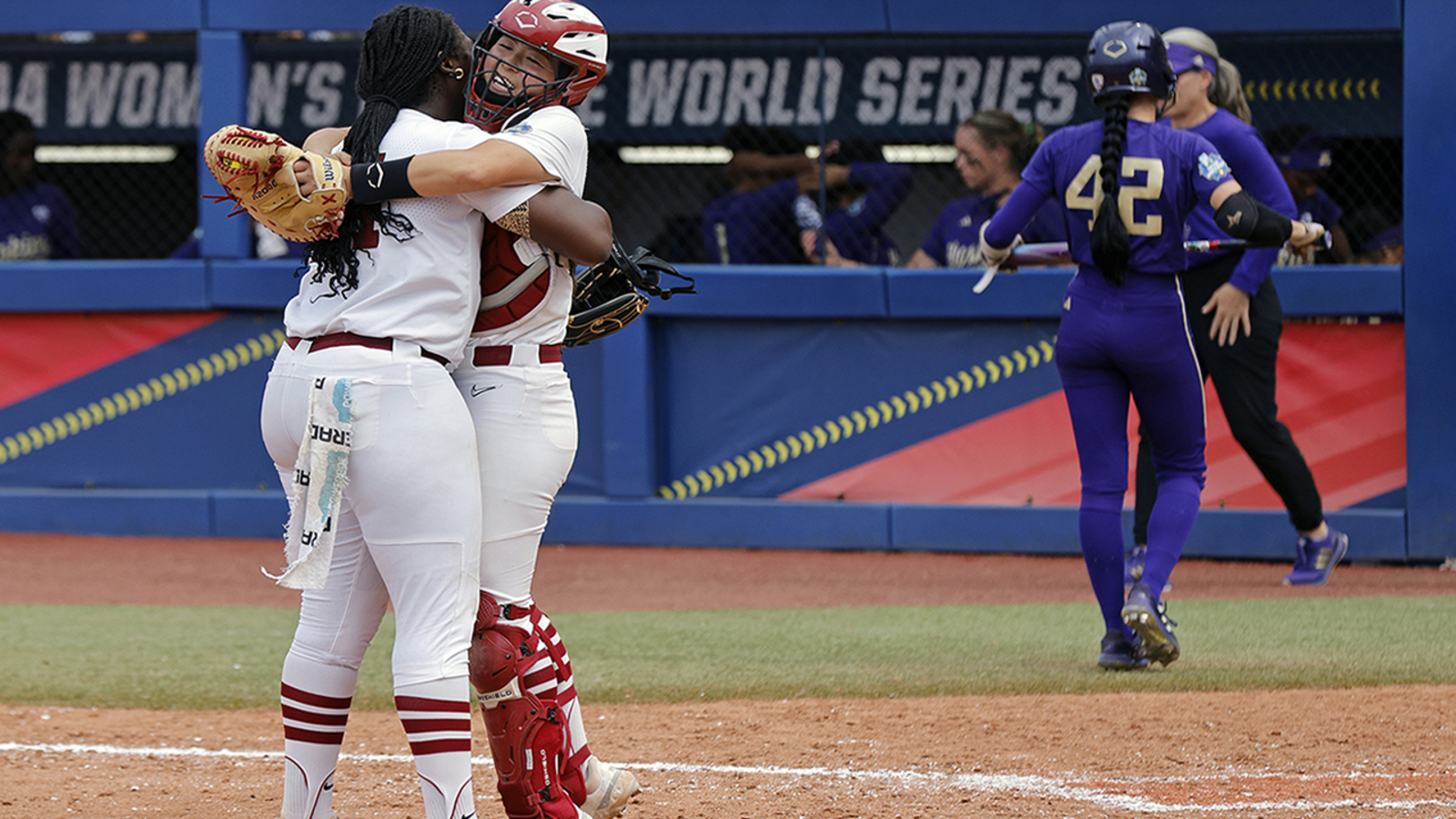 NiJaree Canady's 1-hitter leads Stanford past Washington, into Women's College World Series semifinals - Vimarsana News