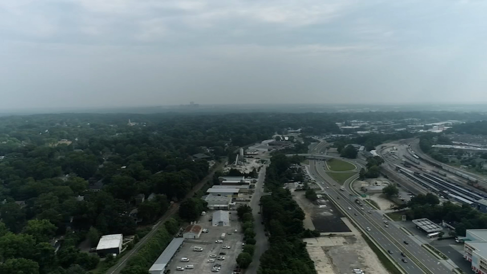 Canadian wildfire smoke | Code Red air quality alert downgraded to Code Orange for North Carolina - Vimarsana News