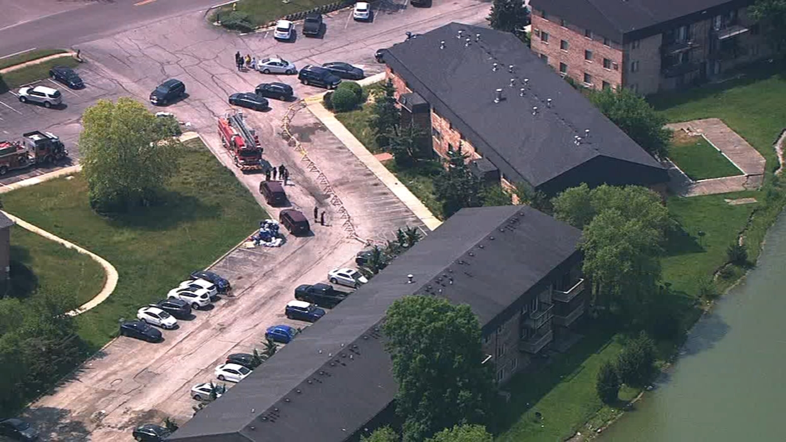 Hickory Ridge apartments near me: Dozens displaced after Merrillville, Indiana buildings in 5600 block of Hayes Street evacuated - Vimarsana News