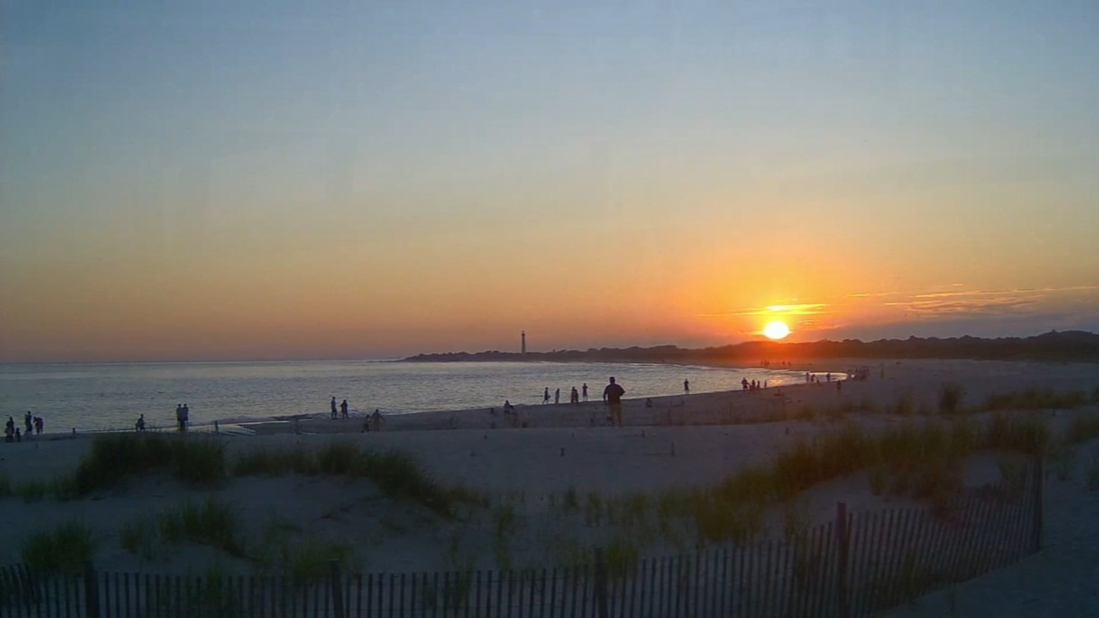 meteorologist-chris-sowers-is-down-at-the-shore-at-sea-isle-city-nj-to