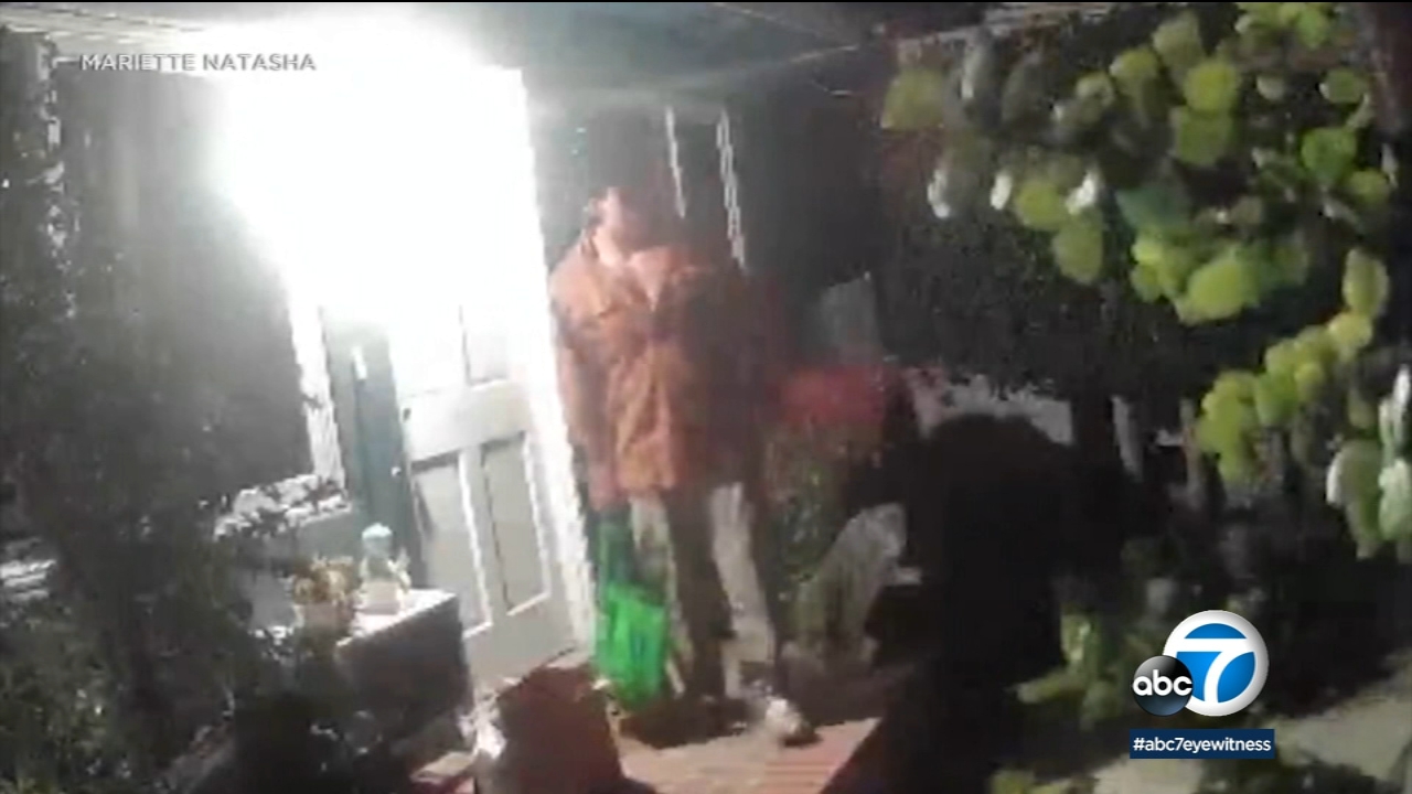 Man scares Hollywood Hills residents by door-knocking at late hours