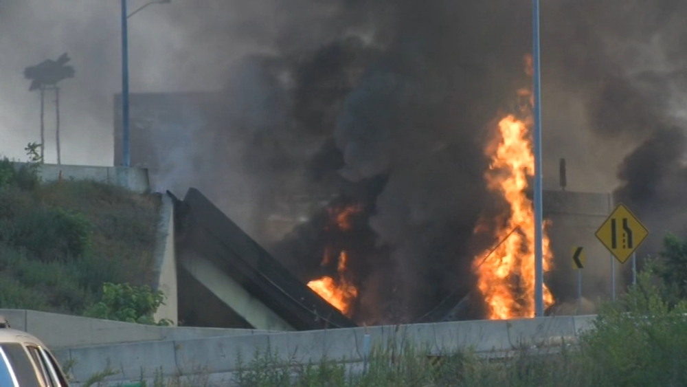 Action Cam video of I-95 fire and collapse in Tacony