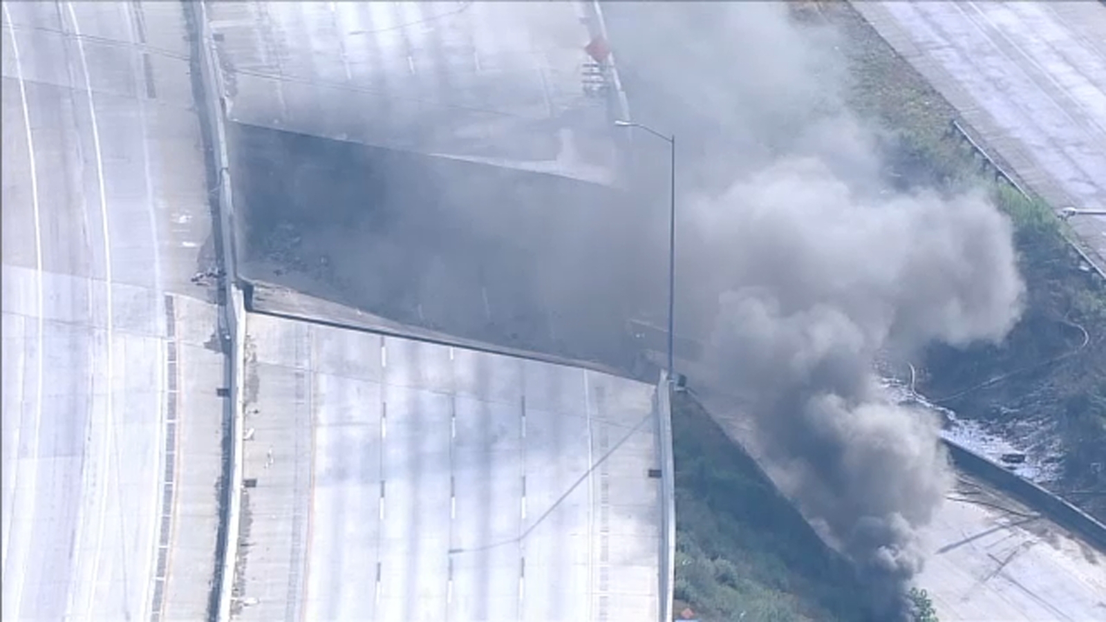 Interstate 95 collapse Portion of highway in the Tacony section of Philadelphia damaged after tanker fire burns under overpass WPVITV Interstate 95 collapse Portion of highway in the Tacony section of Philadelphia damaged after tanker fire burns under overpass WPVITV