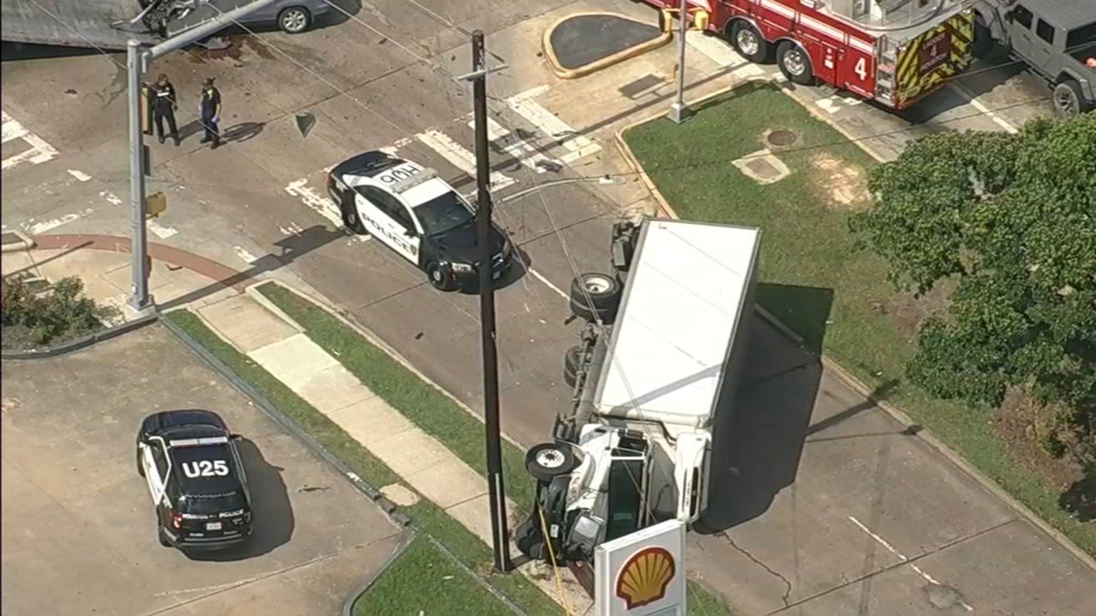 Robbery suspect runs onto campus of Harmony School on W. Little York